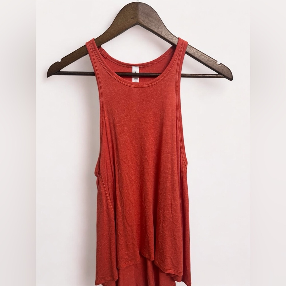 Lululemon Day to Light Tank. Brick. (2)